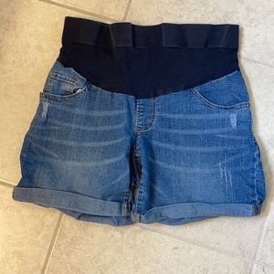 Oh Baby Motherhood Maternity shorts